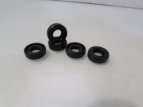 Сальник 12*23*7